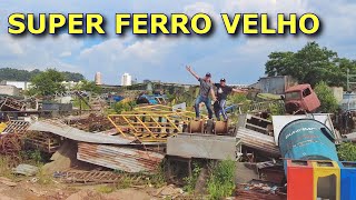 UM FERROVELHO COM VÁRIAS PRECIOSIDADES [upl. by Mcgean93]