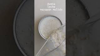 Licuado de avena y mazapán para desayunar Ideas fáciles para la mañana licuados avena [upl. by Rednas236]