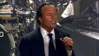 Julio Iglesias  Se Mi Lasci Non Vale Live in Italy 2001 [upl. by Artenak]