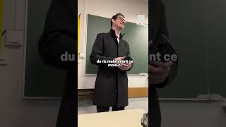 Les élèves vontils remarquer mon nouveau téléphone 🤣 prof students teacher english teaching [upl. by Fitzhugh248]