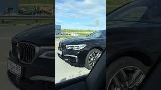 bmw m550 vs bmw m760 [upl. by Seugirdor]