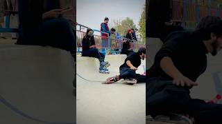 Es larki ny sting bacha li 😱 viralshort viralvideo youngskater youtubeshorts stunt [upl. by Schweiker]