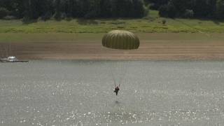 Landung im Wasser [upl. by Carhart]