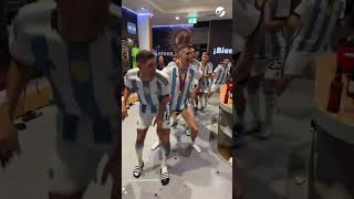 quotUN MINUTO DE SILENCIOquot el alocado festejo de ARGENTINA en el VESTUARIO tras ser CAMPEÓN del MUNDO [upl. by Atteniuq]