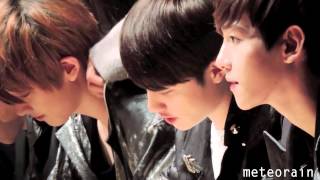 FANCAM120429 fansign Baekhyun amp Chanyeol [upl. by Dorine]