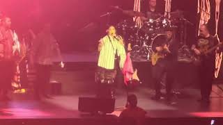 La cigarra Lila downs  En vivo Pabellón M Mty [upl. by Wolpert]