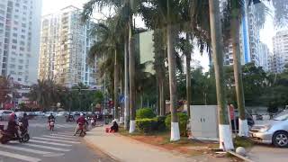 【LIFE IN CHINA】Haikou street scene bus view 坐公交车记录海口海甸岛街区景象 [upl. by Aerbua44]