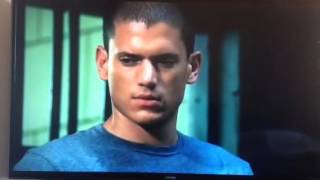 Extrait Prison break saison 1 [upl. by Nryhtak]