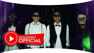 2Gesrexx  Terong2an VS Cabe2an Official Music Video NAGASWARA music [upl. by Karlens394]