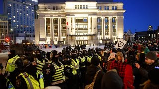 Canadá  Más de 100 detenidos en Ottawa tras tres semanas de manifestaciones [upl. by Hsiri802]