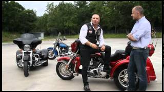 Motoit Mauro Valli descrive il Tri Glide HarleyDavidson [upl. by Mellie579]