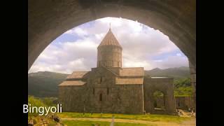 Bingyoli  Armenian folk song live in Barcelona by Mediterranean ensemble quotLokmaquot [upl. by Ollehcram942]