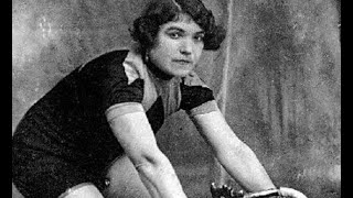 Alfonsina Strada cent’anni fa la prima donna al Giro d’Italia [upl. by Nojad835]