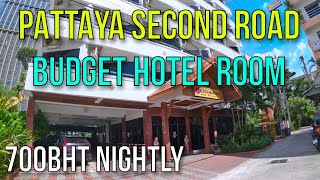 GREAT VALUE CENTRAL PATTAYA 2ND ROAD BUDGET HOTEL HIGH SEASON REVIEW Arcadia Mansion 700BHT NIGHTLY [upl. by Akcirederf568]