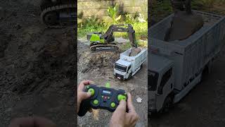 Rc Excavator Huina 1593 tutorial loading [upl. by Akinas]