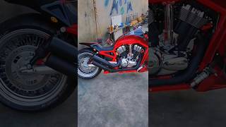 V ROD raw sound harley harleysound harleydavidson vrod [upl. by Catrina]