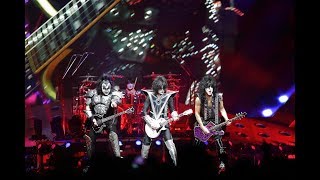 Kiss au Centre Vidéotron tournée End of the road 2 avril 2019 [upl. by Ressay]