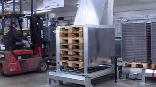 System for depalletizing and destacking of SRS crates Kronfågel Valla Sweden InterSystem [upl. by Nirek]