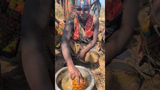 See Beautiful girls Hadzabe tribe Cooks Meal😋 So Deliciousbushmen Culture traditional [upl. by Anaujik143]