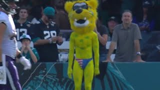 ‘Full Florida man’ Scantily clad Jaxson de Ville causes social media stir during Jaguars game [upl. by Ekaterina]