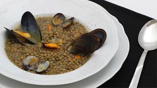 Zuppa di lenticchie di Colfiorito con cozze e vongole  Chef Beppe Sardi  Saporie [upl. by Pierre]