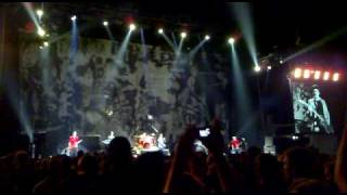 Die Toten Hosen  Frohes Fest LIVE HQ 20122009 [upl. by Barboza301]