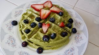 WAFFLES DE 3 INGREDIENTES  VEGANOS  CON ESPINACAS [upl. by Aihsyak]