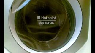 Hotpoint Ariston Lavasciuga Aqualtis  Centrifuga in asciugatura [upl. by Weasner]