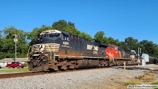 10132024 NS AC44C6M 4266 With P5 CN SD70M2 amp NS AC44C6M Lead NS 64Q Thru Bonaire GA [upl. by Fina]