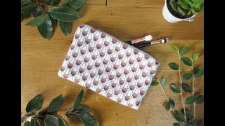 DIY Couture  apprenez à coudre une pochette en tissu avec une fermeture éclair [upl. by Huggins]