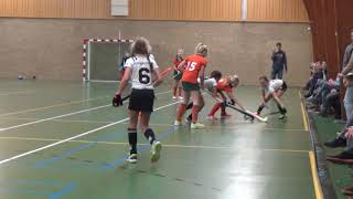 zaalhockey hele wedstrijd Warande Md1  Zwart Wit 1 3 [upl. by Hcone]