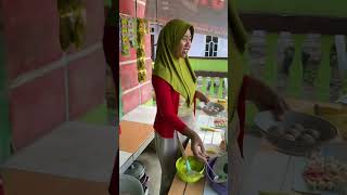 Beli seblak di warung viral part 2 [upl. by Aneliram]