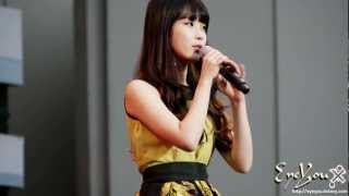 120909 용기백배 콘서트 아이유 너랑나 직캠 by EyeYou [upl. by Anwahsak]