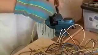 HOW TO STRIP COPPER WIRE TOO EASY super simple wire striper [upl. by Analart638]