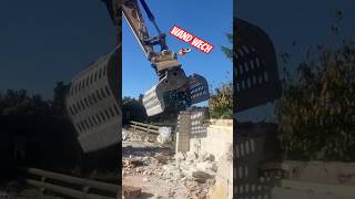 Moin Abriss mach Spaß 😁🧱😁baustelle bau maurer handwerk bagger machine bauen diycrafts [upl. by Ama305]