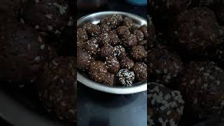 Tisi ke laddu jaggerysesameflaxseeddryfruits flaxseedbenefites sesameseedsrecipe autismworld [upl. by Ariuqahs]