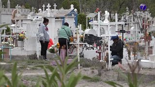 Panteones prácticamente listos para Días de Muertos [upl. by Gemina]