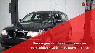 Vervangen van de remblokken en remschijven vóór in de BMW 116i 16 [upl. by Snevets558]