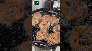 Best Desi ghee Jalebi  Sardar sweet sahiwal [upl. by Ydnam]