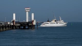 MS Helgoland der Reederei Cassen Eils fährt zur Insel Helgoland [upl. by Rafaelita]