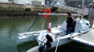 Trimaran Tricat 25  flotteur repliable [upl. by Lenoel534]