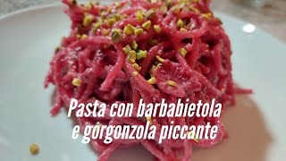 Pasta cremosa con barbabietola precotta e gorgonzola piccante  ricetta FACILE [upl. by Nahtanod]