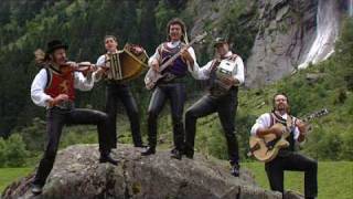 Die Mayrhofner  Musikanten aus dem Zillertal [upl. by Yrekcaz441]