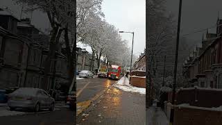 snow uk short [upl. by Atreb]