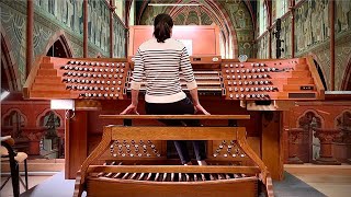 JS BACH  Pedal Exercitium BWV 598 AnneIsabelle de Parcevaux organ [upl. by Neerehs611]