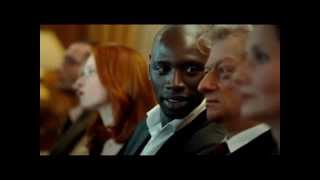 11 Неприкасаемые Intouchables 2011 Как человека меняет костюм [upl. by Akitnahs]