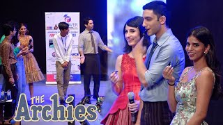 Bollywood Quiz Round With Team Suhana Khan Vs Agastya Nanda  The Archies Promotion [upl. by Deste]