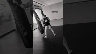 Muay Thai Flow on heavy bag [upl. by Marielle]