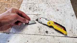 How To Change The Blade On A Stanley Fatmax Knife [upl. by Bores]