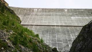 Le Barrage de la Grande Dixence en Valais 🇨🇭 [upl. by Atled]